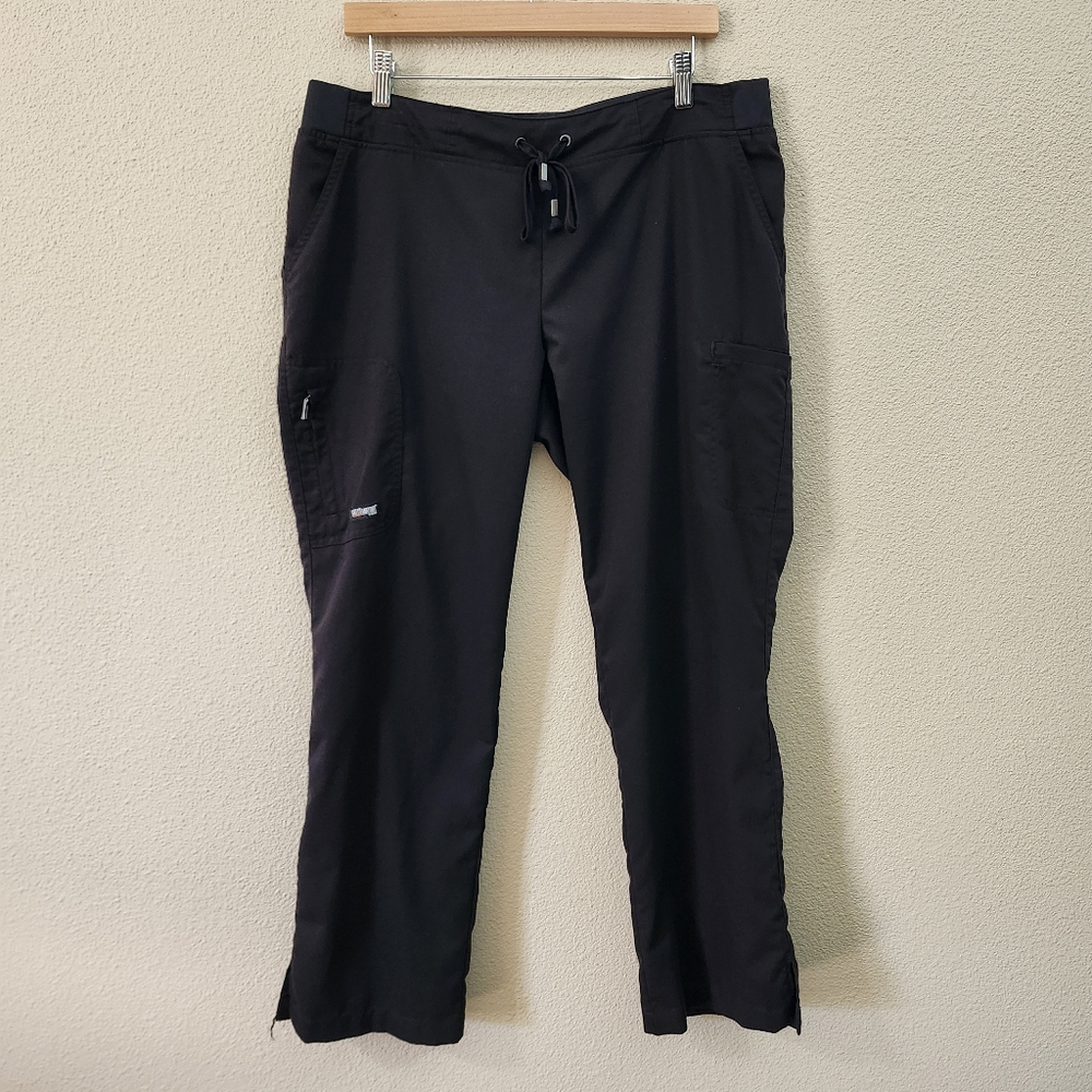 Grey's Anatomy Scrubs Bundle of 3 Black Tops And 3 Pants and 1 Jacket - Picture 14 of 16